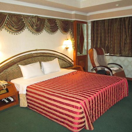 Huangjia Motel Tainan Eksteriør billede