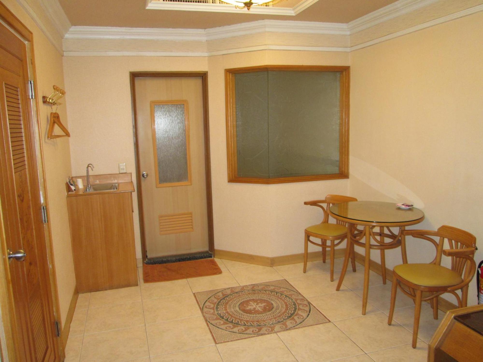 Huangjia Motel Tainan Eksteriør billede
