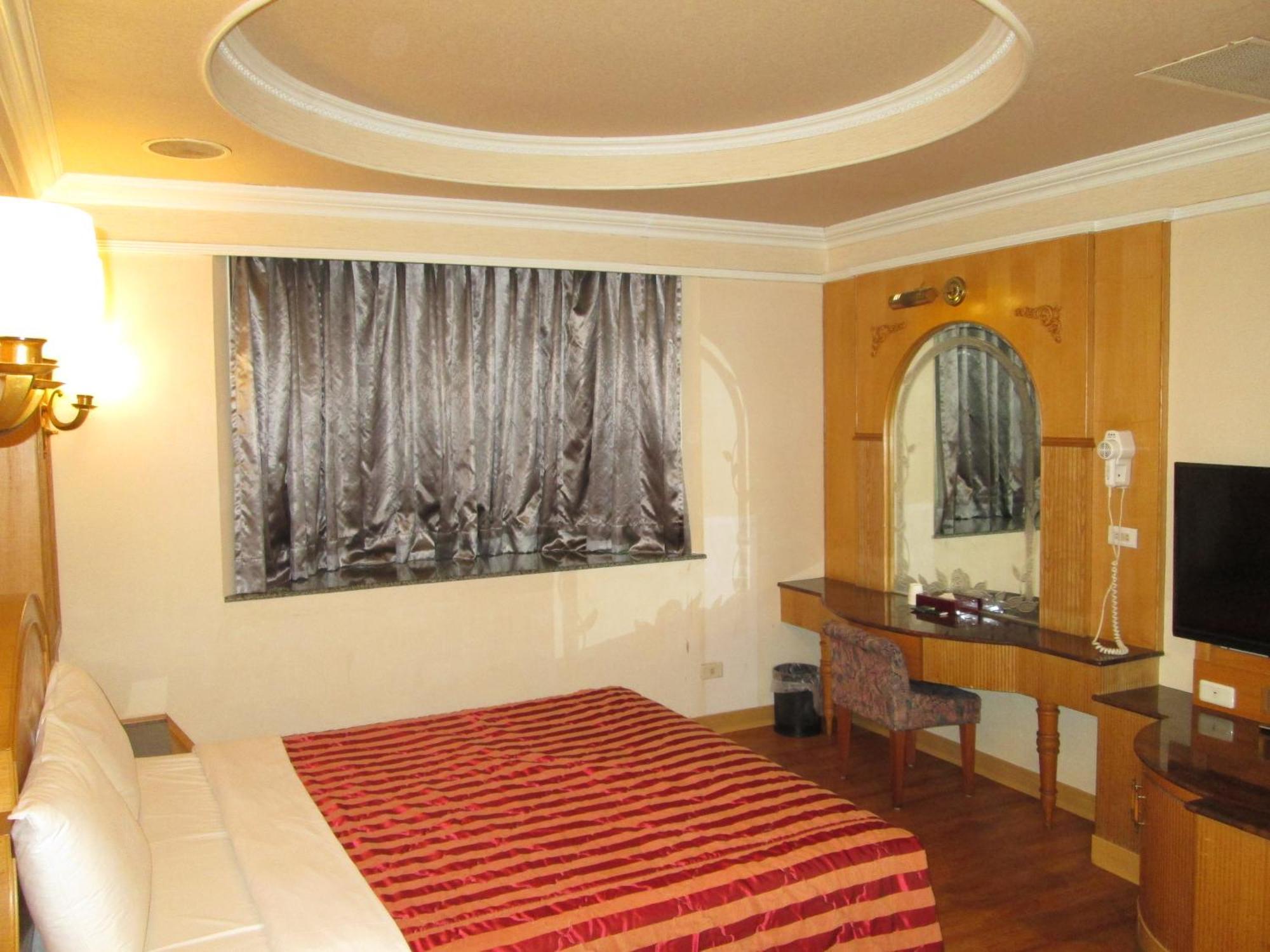 Huangjia Motel Tainan Eksteriør billede