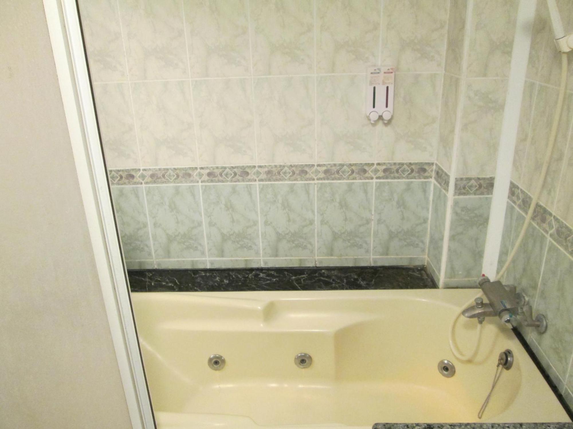 Huangjia Motel Tainan Eksteriør billede